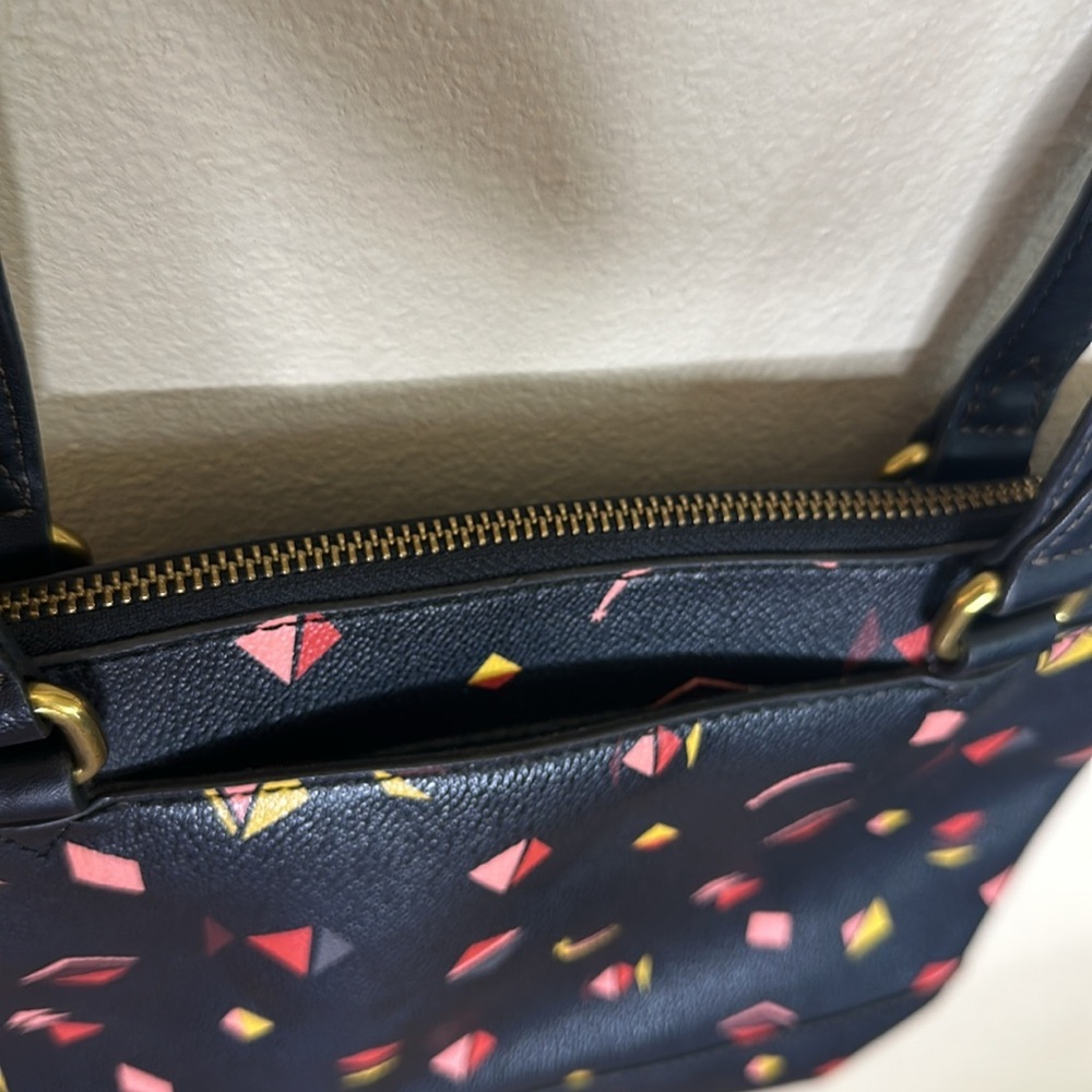 Fossil Coated Small Gift Print Shopper Purse Double Handles Zipper Closure - Picture 7 of 16